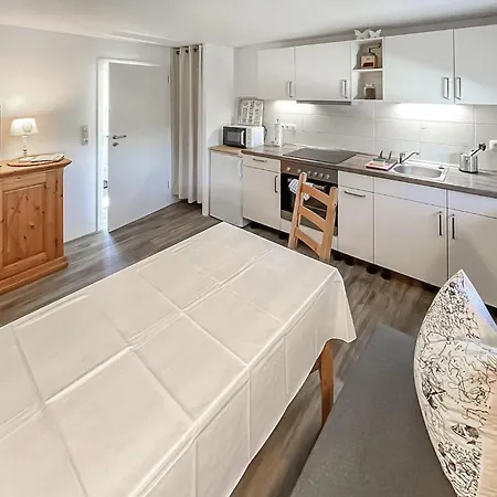 Ferienhaus Buddenhagen 度假居 *