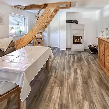 Ferienhaus Buddenhagen 度假居 Buddenhagen